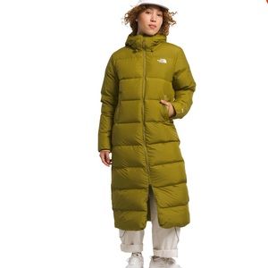 New - Northface Triple C Parka size small